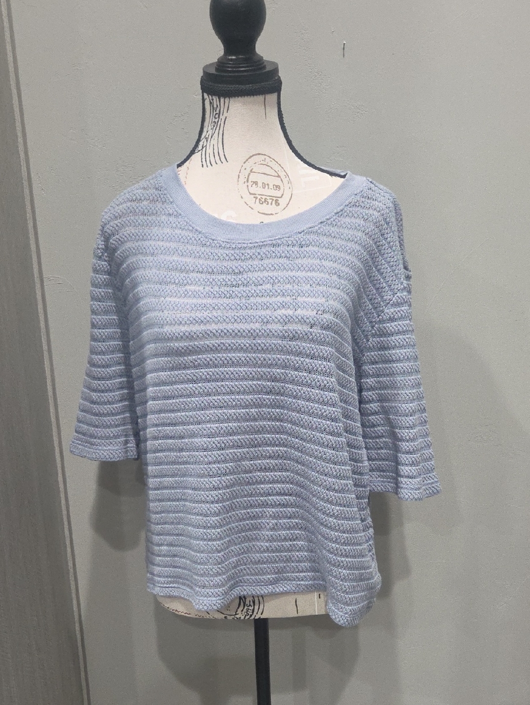 Light Blue Women's Knit Short-Sleeve Top